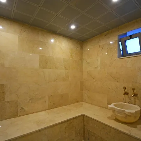 Avon Villa *