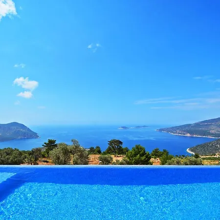 Villa Avon