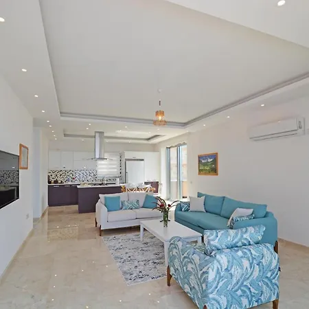 Villa Avon